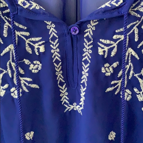 polyester blouse - Picture 4 of 5